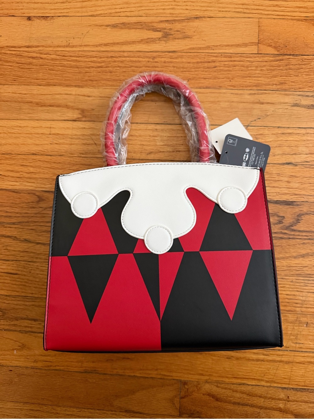 DC Comics Harley Quinn Figural Crossbody Bag